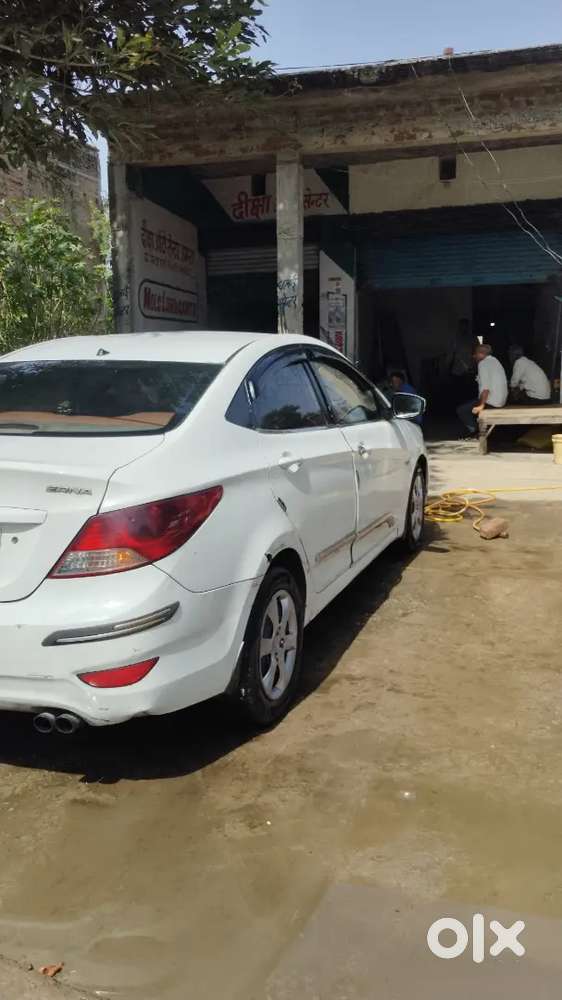 Hyundai Verna 1.6 Fluidic 2013