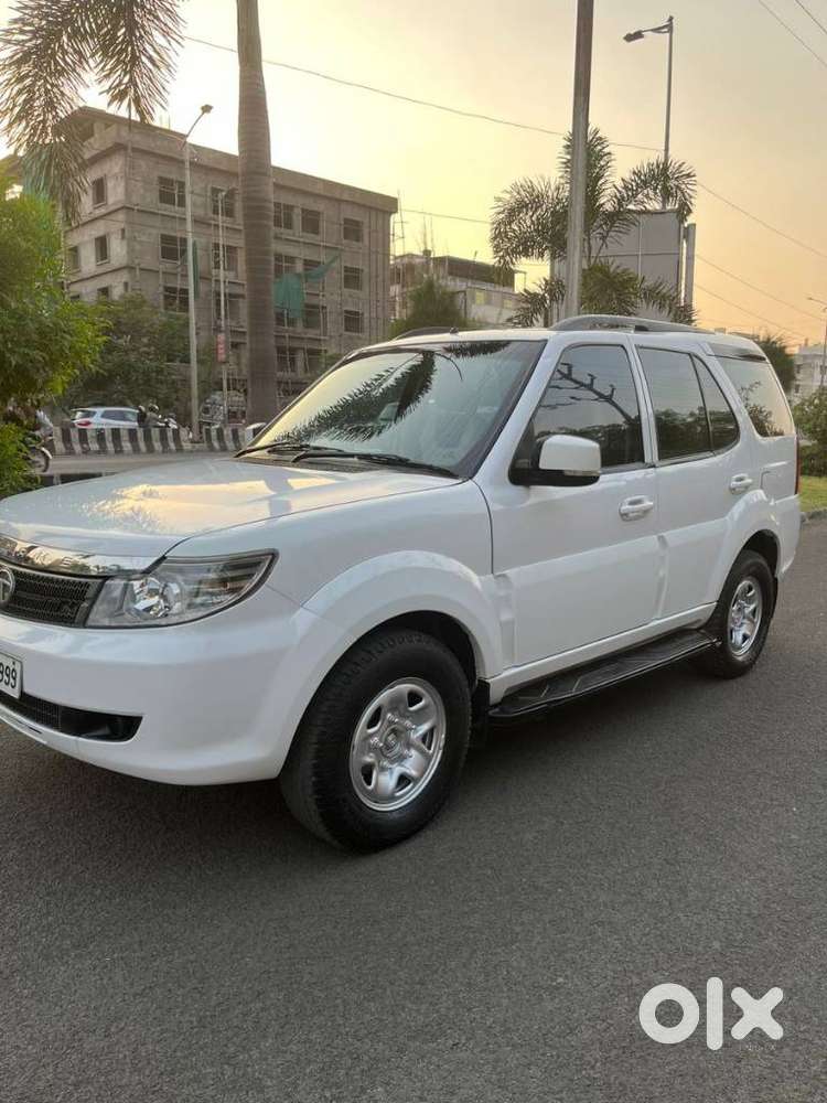 Tata Safari Storme Lx, 2013, Diesel