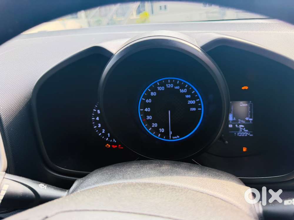 Hyundai Venue S 1.2 Petrol, 2019, Petrol