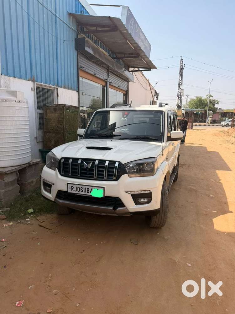 Mahindra Scorpio S10 2.2 Diesel 2017