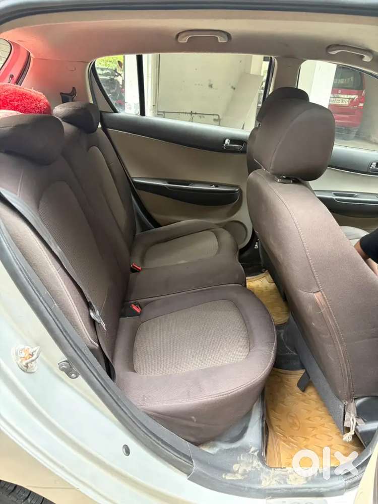 Hyundai I20 2012 Cng & Hybrids 95000 Km Driven
