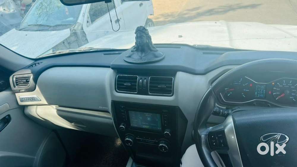 Mahindra Diesel Manual Car 2018
