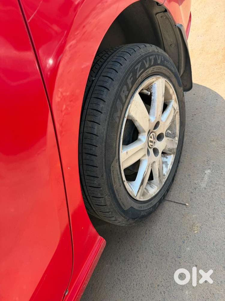 Vento Red Color 1.6 Highline Diesel Excellent Condition