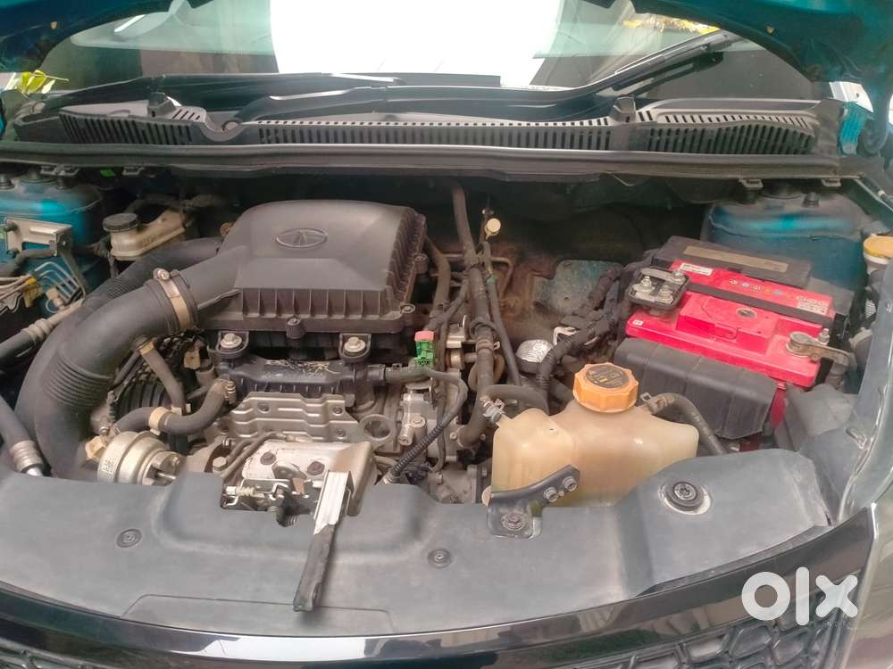 Tata Nexon 1.2 Revotron Xz Plus Dual Tone, 2019, Petrol