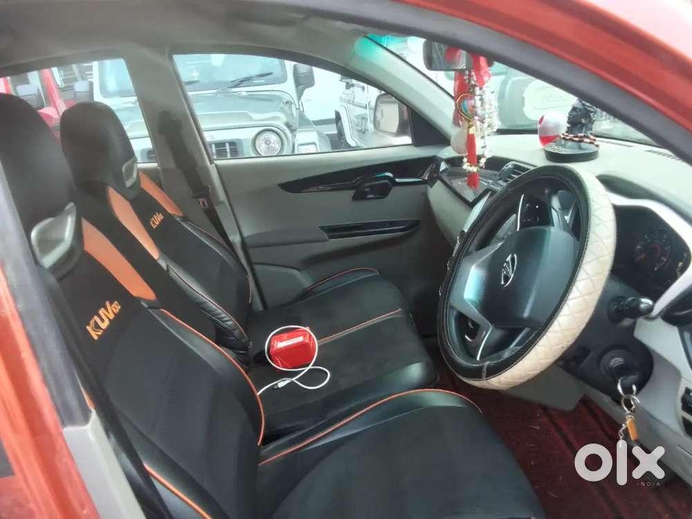 Mahindra Kuv 100 2017