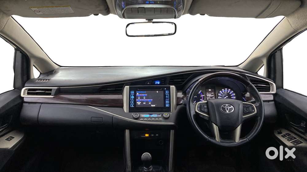 Toyota Innova Crysta 2.4 Vx Mt, 2016, Diesel