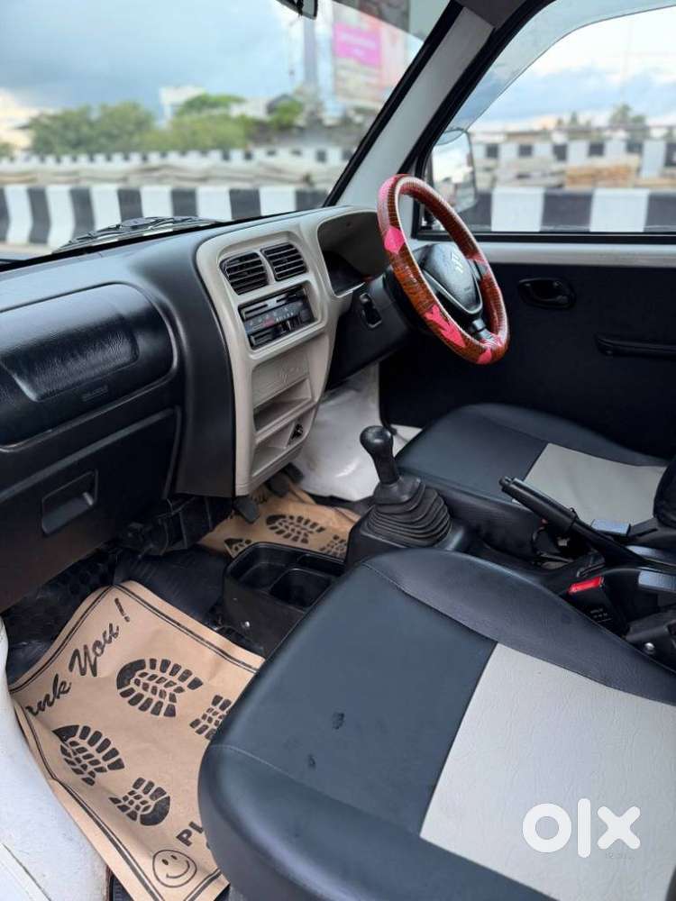 Maruti Suzuki Eeco 1.2 7 Str Std(o), 2022, Petrol