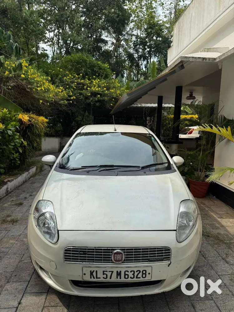 Fiat Punto 2014 Diesel 70000 Km Driven