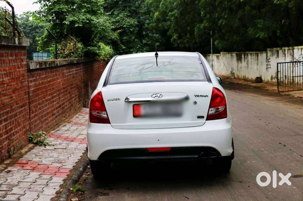Hyundai Verna Crdi Vgt Sx 1.5, 2011, Diesel