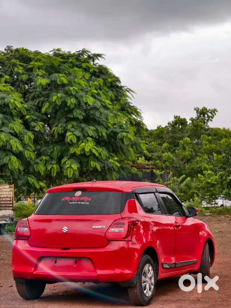 Swift Automatic 2019.1 Owner Red Colour