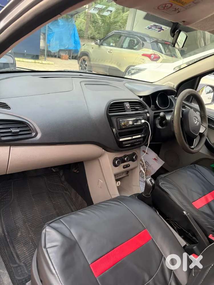 Neet And Clean Interior 
No Replacement And No Major Accident