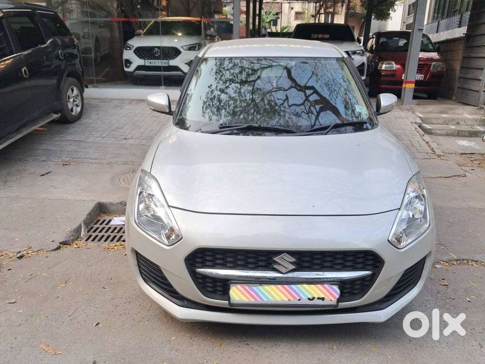 Maruti Suzuki Swift Vxi + Manual, 2023, Petrol
