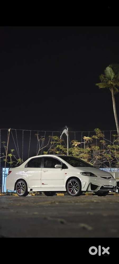 Honda City Zx 2004 Petrol Well Maintained