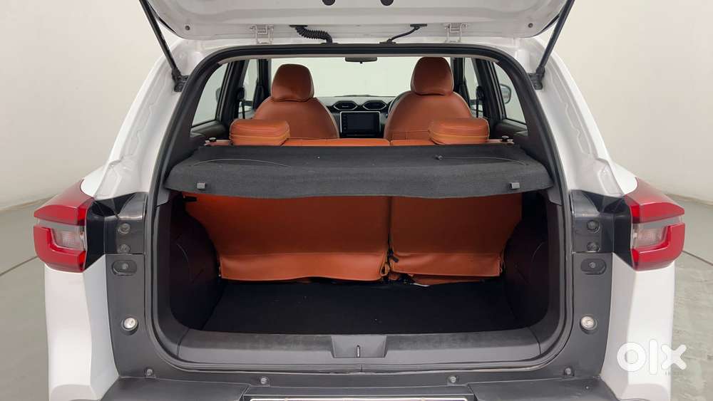 Nissan Magnite 1.0 Xv Premium Turbo Cvt, 2022, Petrol