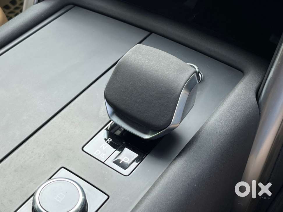 Land Rover Discovery Hse R-dynamic 2.0 Petrol, 2023, Petrol