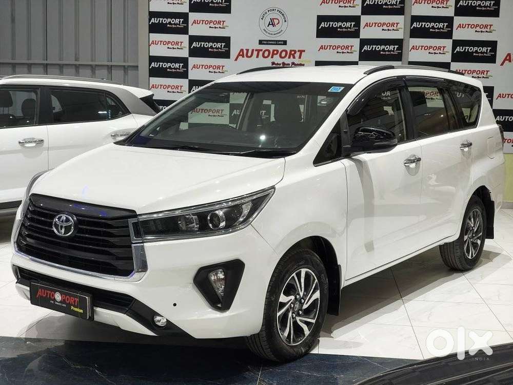Toyota Innova Crysta