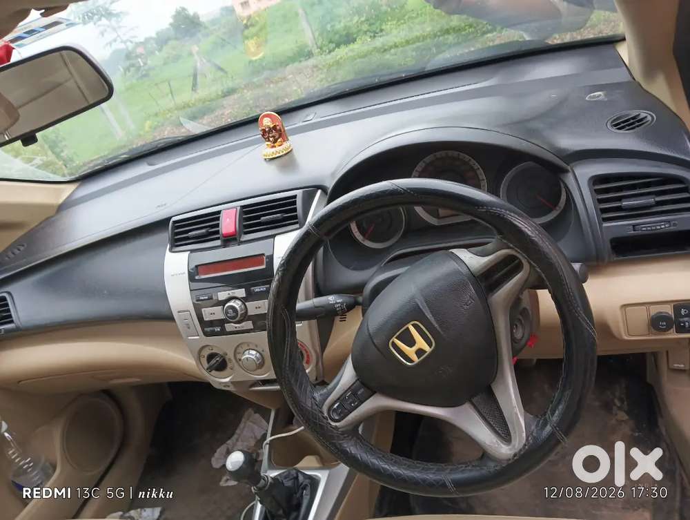 Honda City At Petrol 2011