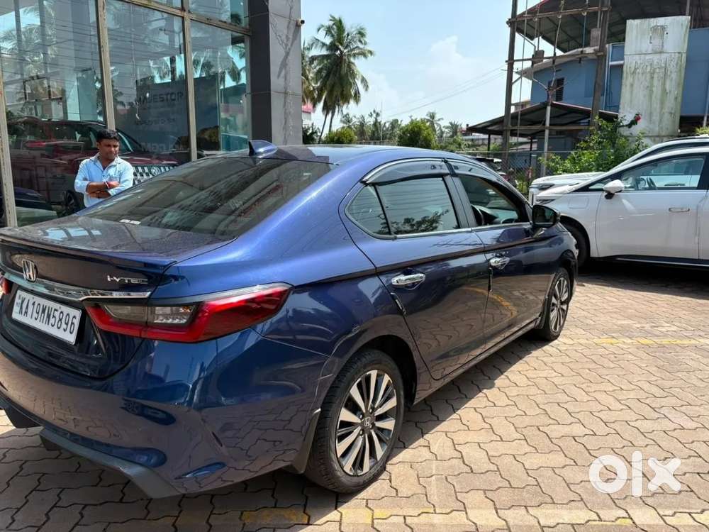 Honda City 1.5 Zx I-vtec Mt, 2023, Petrol