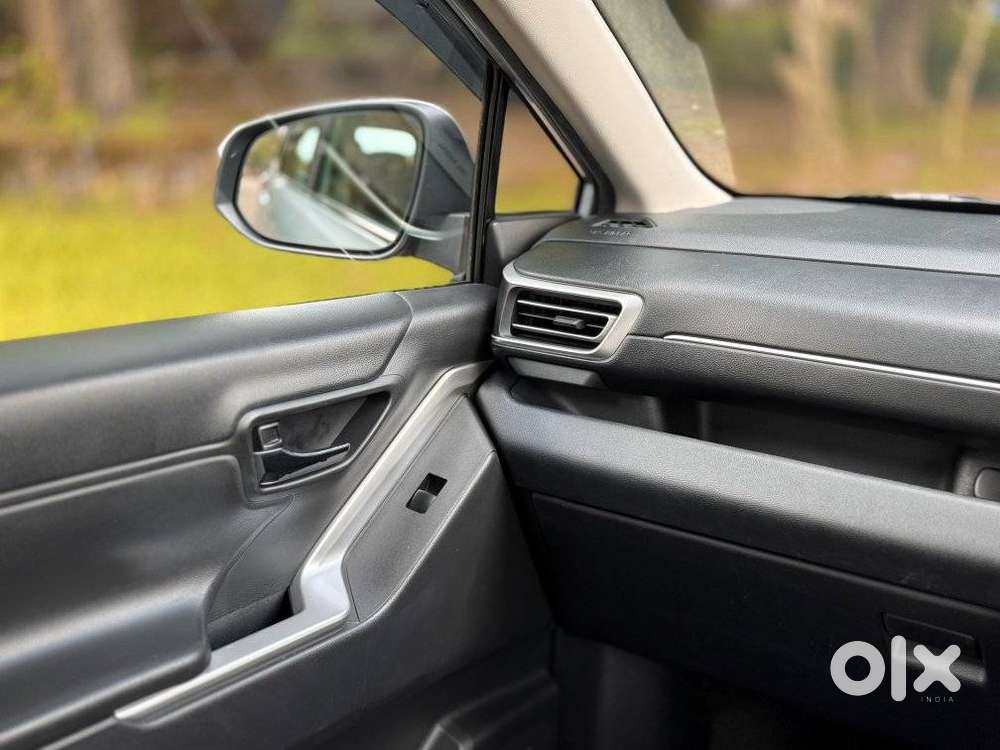 Toyota Innova Hycross 2.0 Gx 7 Str, 2023, Petrol
