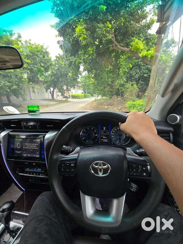 Toyota Fortuner 2017 Diesel 170000 Km Driven