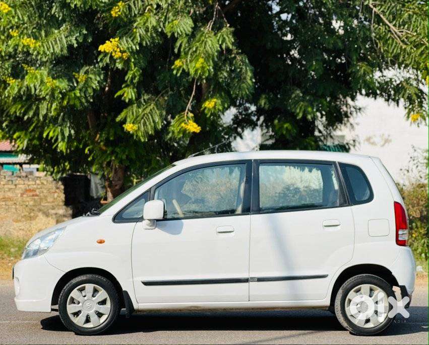 Maruti Suzuki Zen Estilo Vxi Bsiv, 2013, Petrol