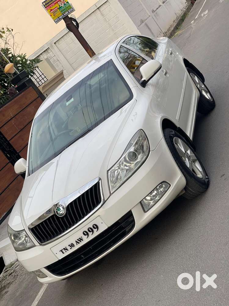 Skoda Laura Elegance 2.0 Tdi Cr Mt, 2012, Diesel