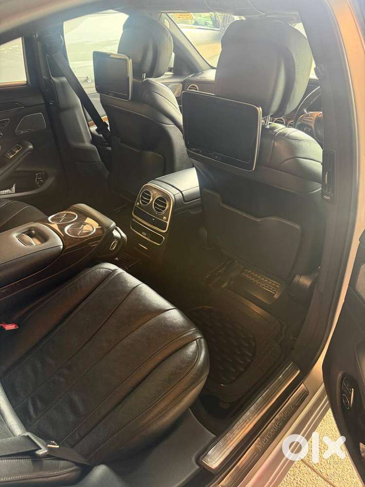 Mercedes Benz S-class (2016)