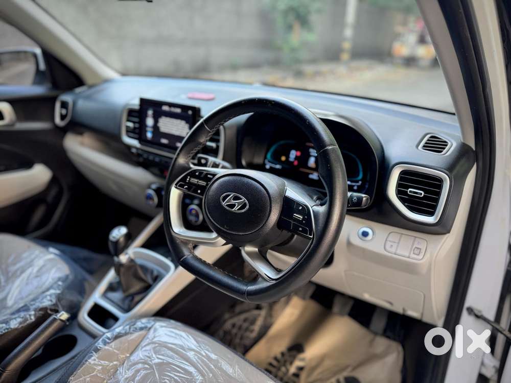 Hyundai Venue Sx, 2022, Petrol