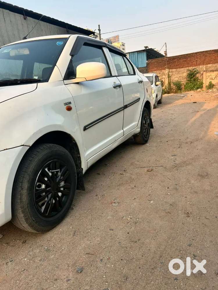 Maruti Suzuki Swift Dzire Tour 2015 Diesel 106000 Km Driven