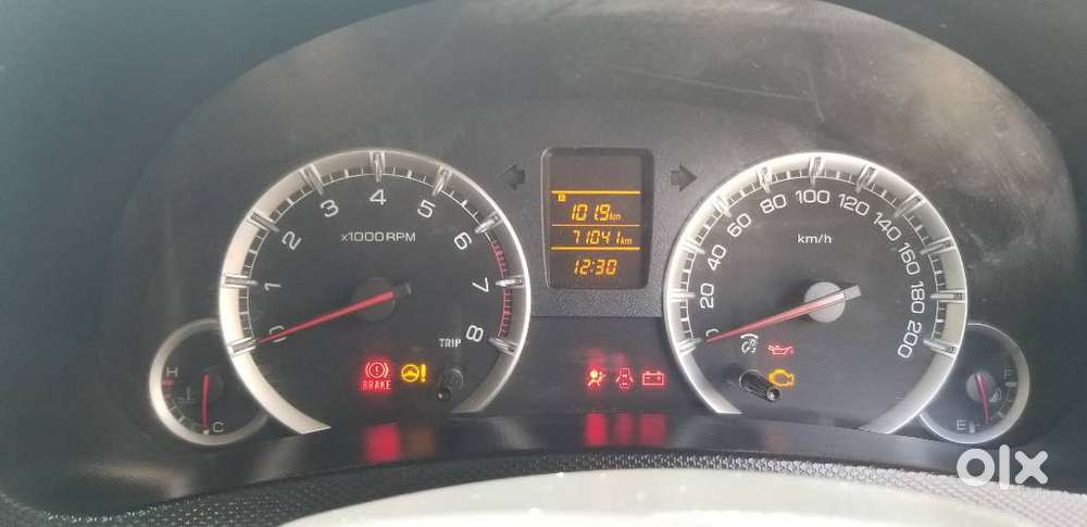 Maruti Suzuki Swift Vxi Optional, 2016, Petrol