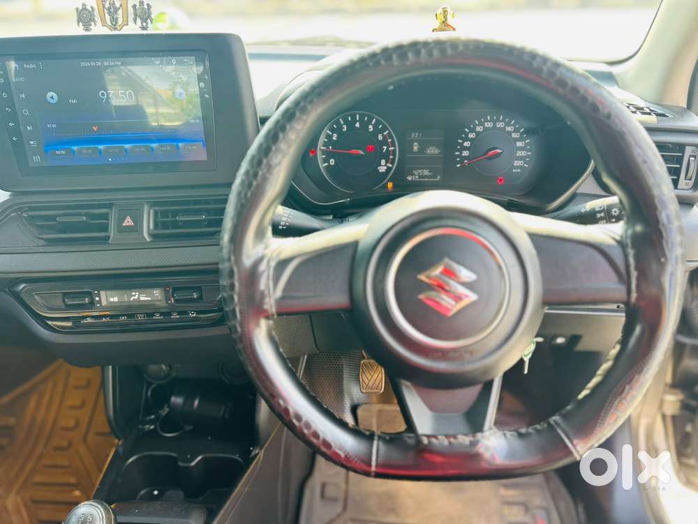 Maruti Suzuki New-gen Swift Lxi, 2024, Petrol