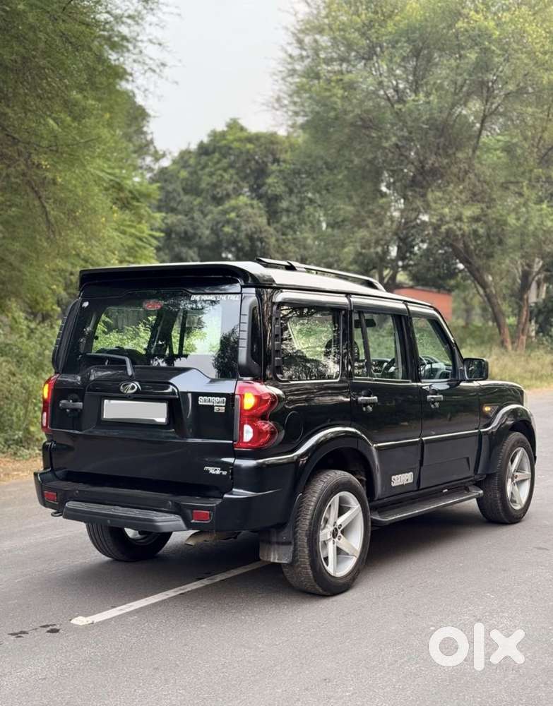 Mahindra Scorpio Classic 2.2 S 11 Mt 7 Str, 2021, Diesel