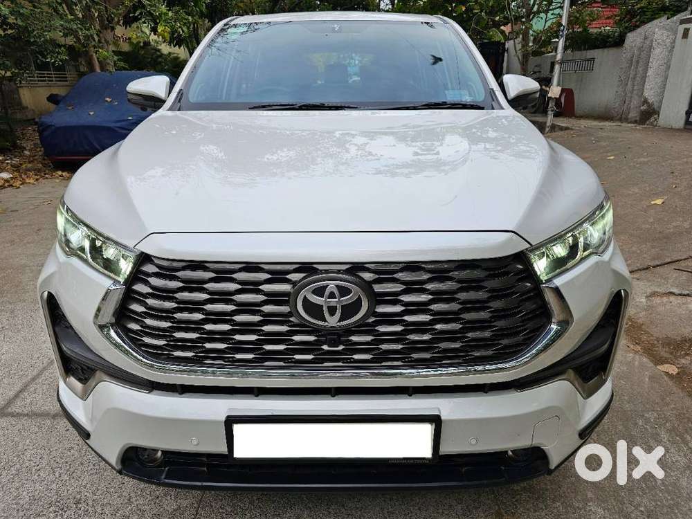Toyota Innova Hycross 2.0 Zx Hybrid 7 Str, 2024, Cng & Hybrids