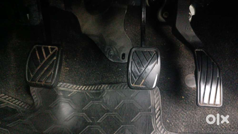 Maruti Suzuki Swift 2011-2014 Vxi, 2013, Petrol