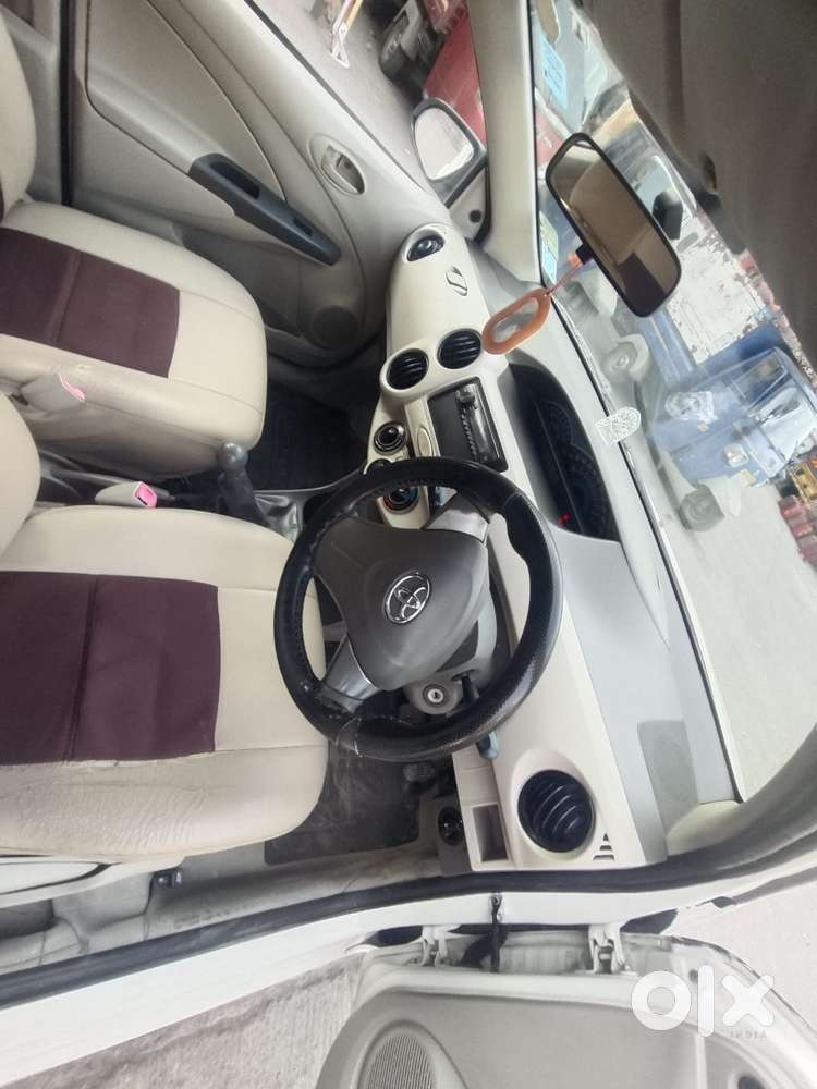 Toyota Etios Liva 1.2 G, 2016, Petrol