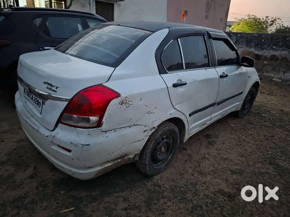 Maruti Suzuki Dzire 2010 Petrol 70000 Km Driven