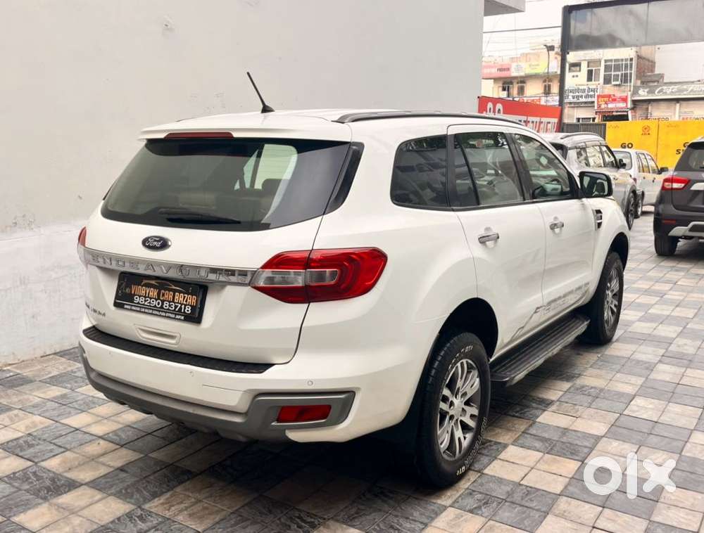 Ford Endeavour 2.2 Titanium At 4x2, 2016, Diesel