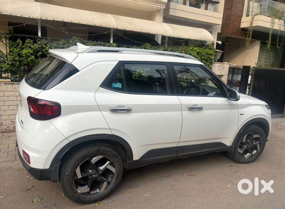 Hyundai Venue Petrol 2020