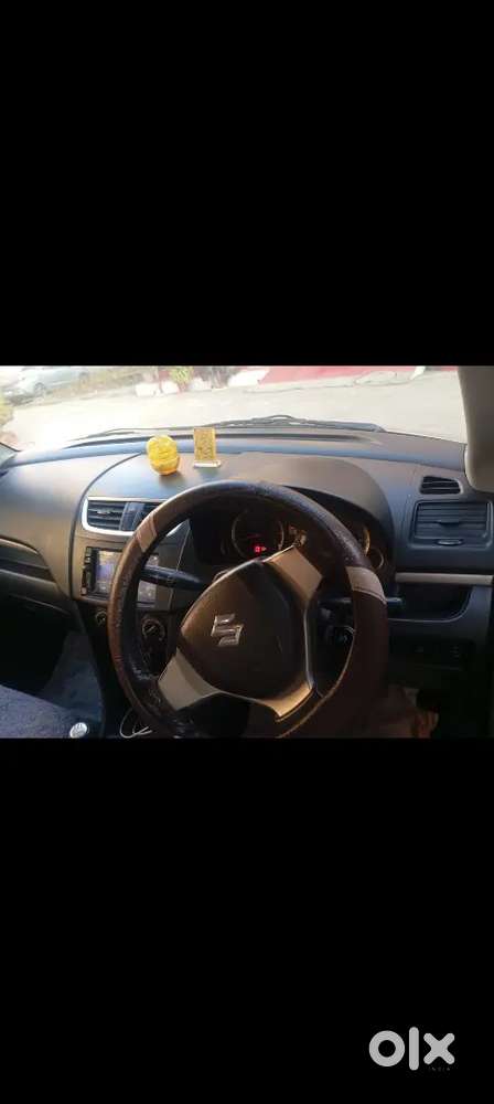 Maruti Suzuki Swift 2013 1.2 Vxi (o)
