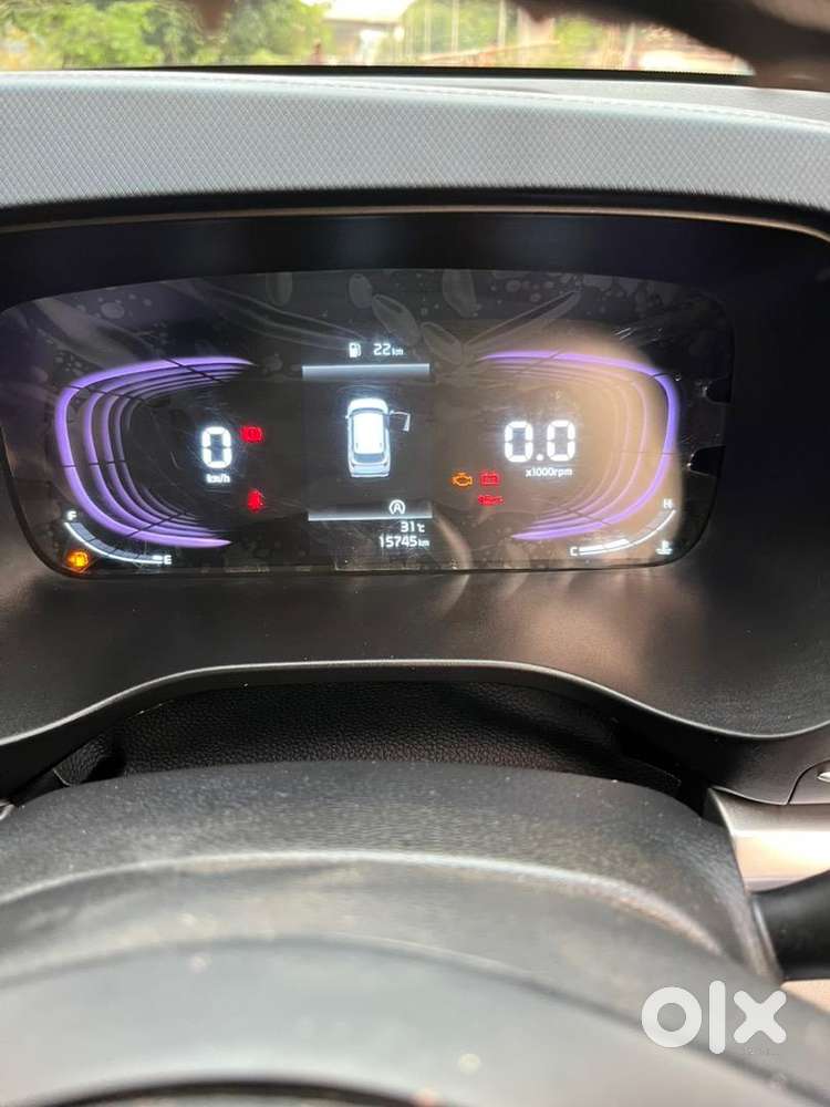 Kia Carens 2025 Petrol Good Condition