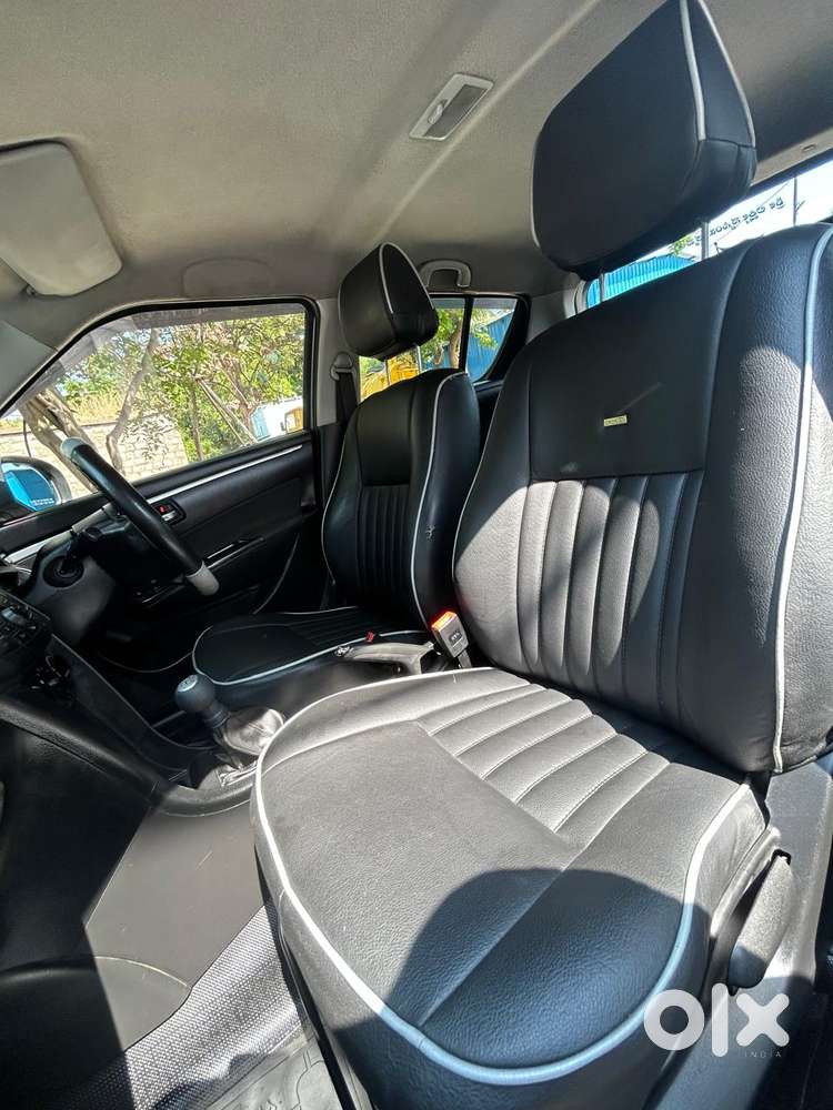 Maruti Suzuki Swift Vxi + Manual, 2012, Petrol