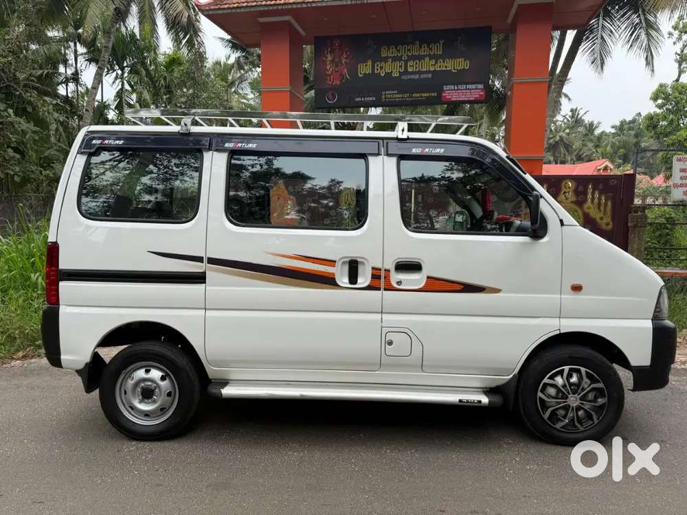 Maruti Suzuki Eeco 2022 Petrol 32000 Km Driven
