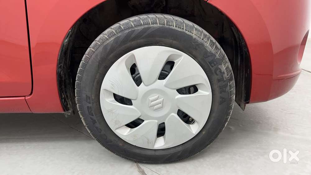 Maruti Suzuki Celerio Zxi Optional Amt, 2017, Petrol