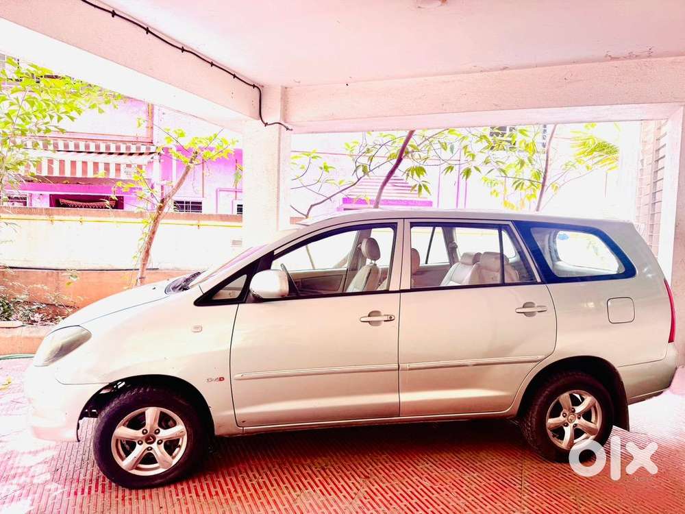 Toyota Innova 2006 Diesel Well Maintained