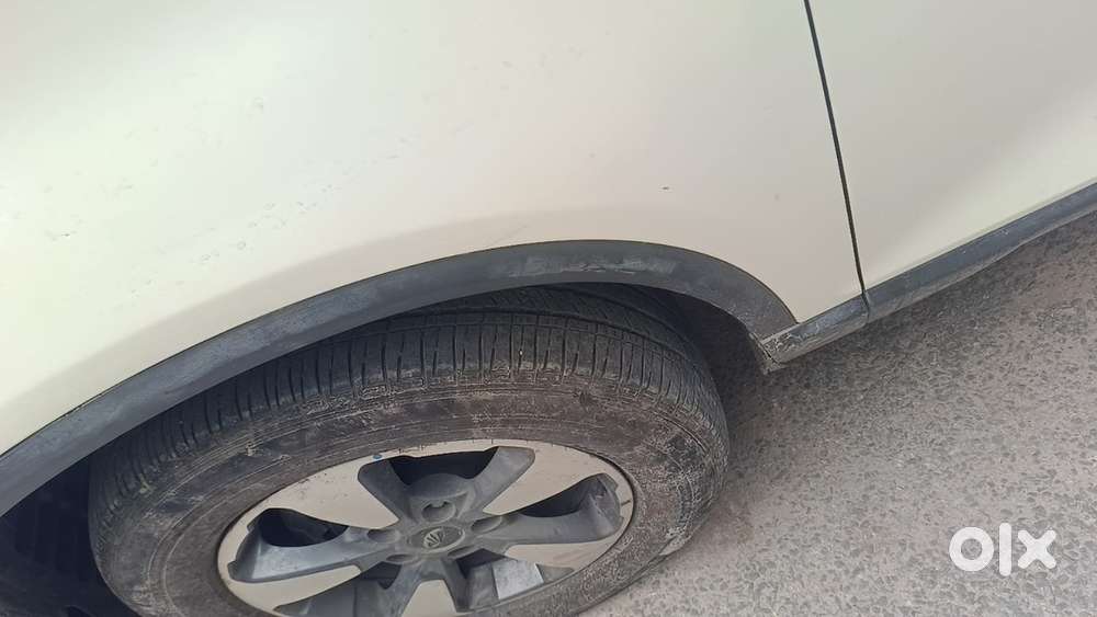 Mahindra Alturas G4 2019 Diesel Well Maintained