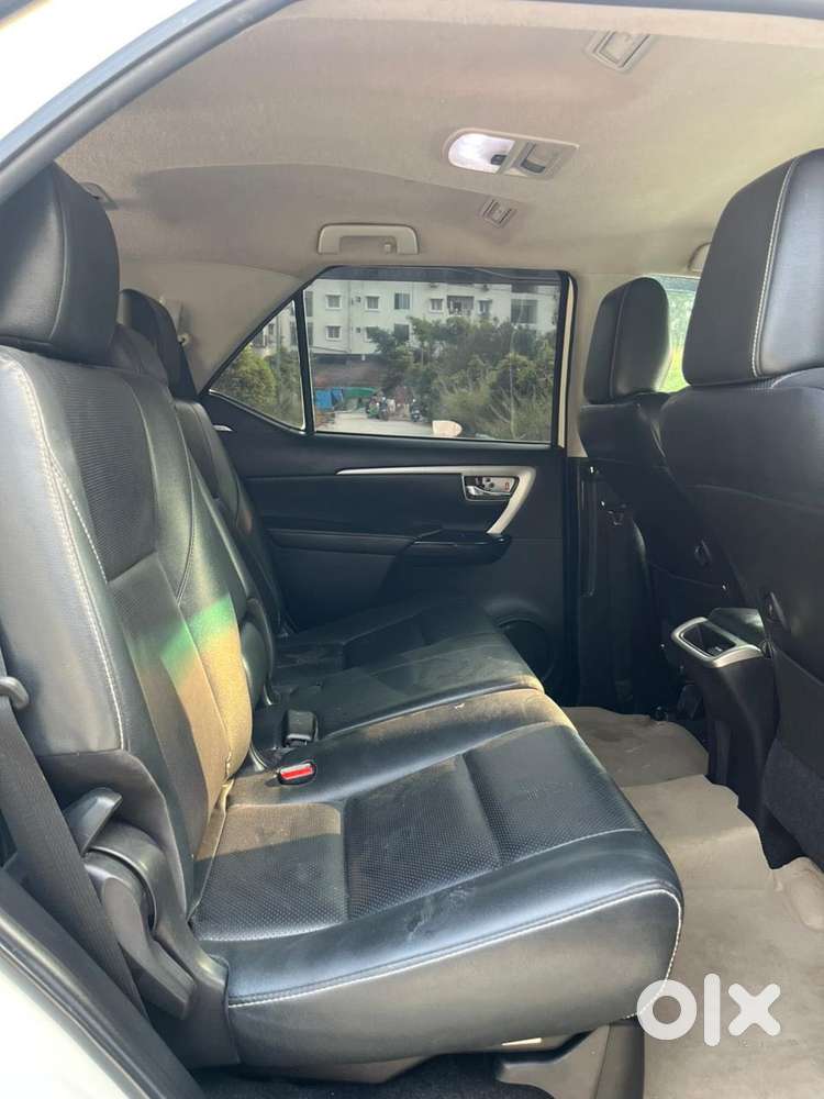 Toyota Fortuner 4x2 At 2.8 Diesel, 2021, Diesel