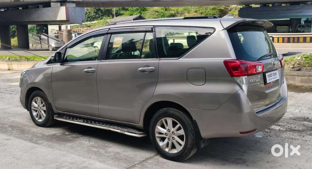 Toyota Innova 2.5 V 7seater Crysta Edition, 2020, Diesel