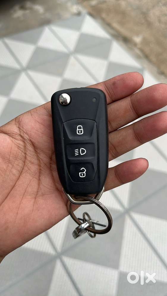 Tata Tiago Petrol 2025