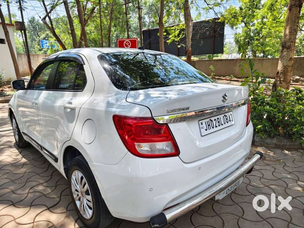Maruti Suzuki Dzire 1.2 Vxi, 2023, Petrol