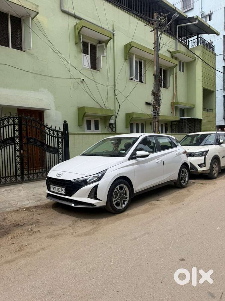 Hyundai New I20 Petrol Manual 2025